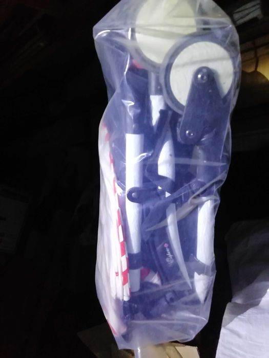 Продам коляску прогулочную детскую