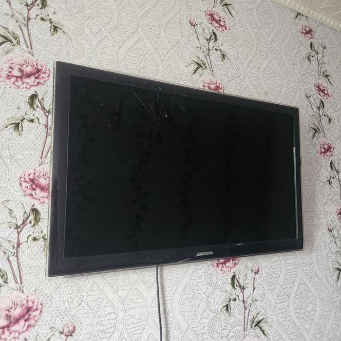 Продам телевизор