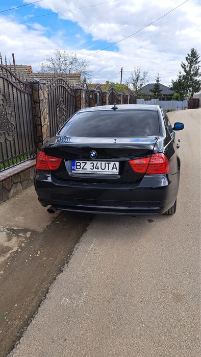 Bmw in stare buna mai multe la fata locului