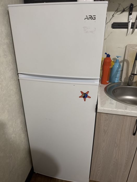 Продам срочно холодильник