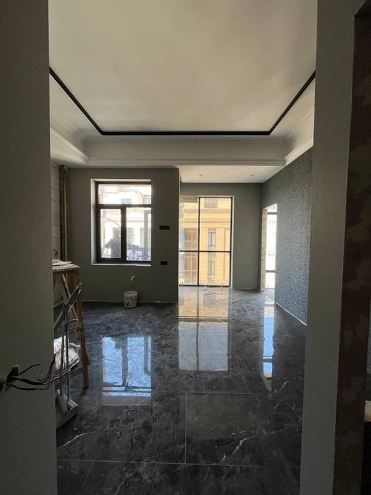 Qorasuv Plaza. 2комн/10/11, 80% ремонт. Студия. Ор-р: София ресторан.