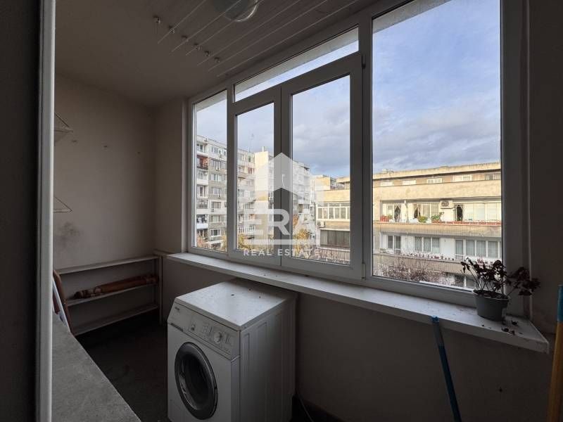 Продава се Тристаен апартамент в Варна, Окръжна болница - 86 кв.м за 1412 €/кв.м - Снимка #10