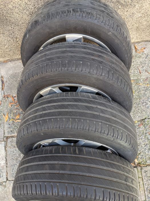 Джанти с гуми Киа 5х114.3 Kia