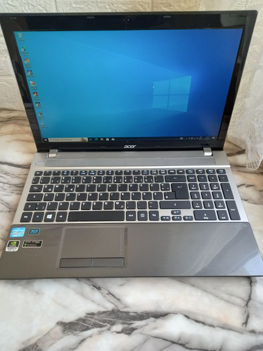 Лаптоп Acer V3-571G 15.6 Intel Core I7-3630МQ 8gb GeForce GT 640M