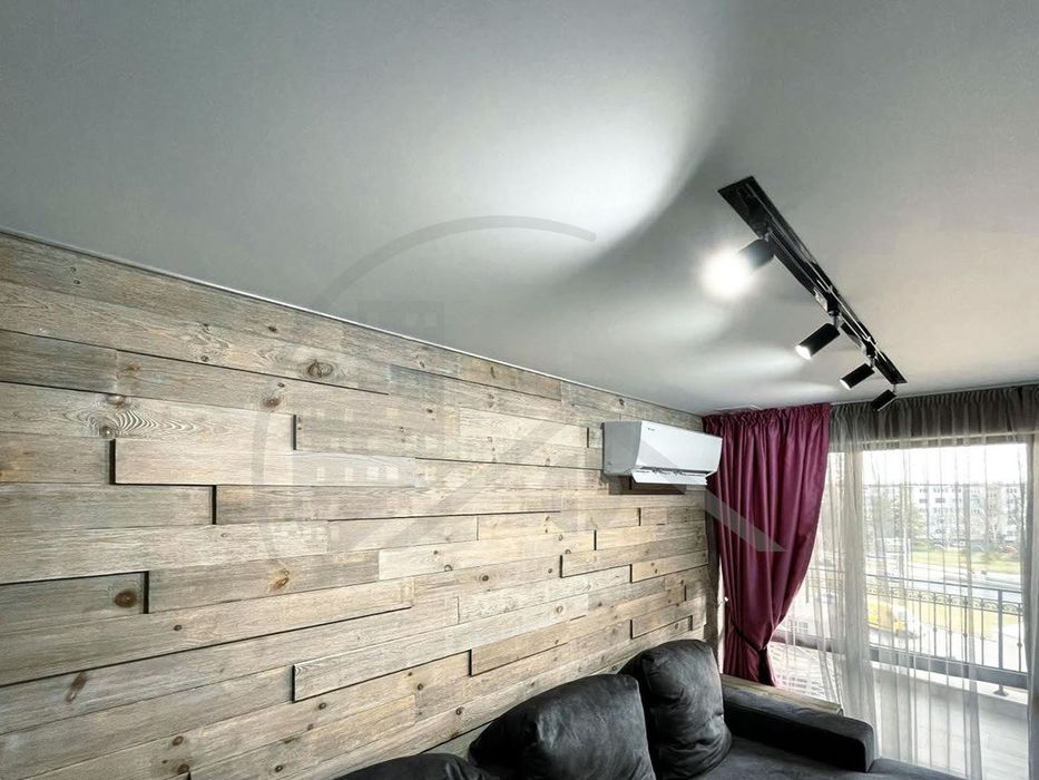 Продава се Тристаен апартамент в Варна, Чайка - 130 кв.м за 2924 €/кв.м - Снимка #2