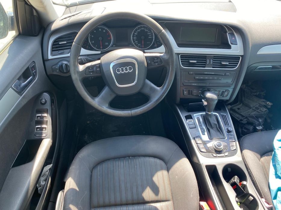 Piese/accesorii Audi A4 b8 1.8tfsi cod:CDHA Culoare:LZ9Y