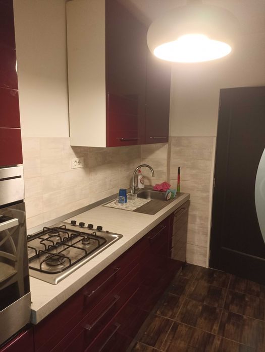 Bucătărie complet utilată