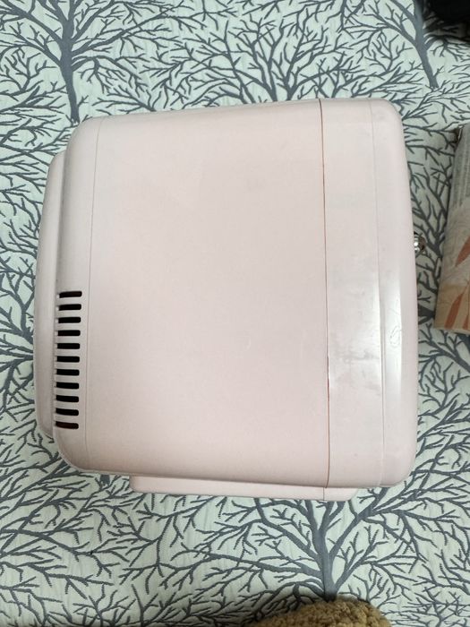 Mini frigider cosmetic Meloni – Beauty Fridge