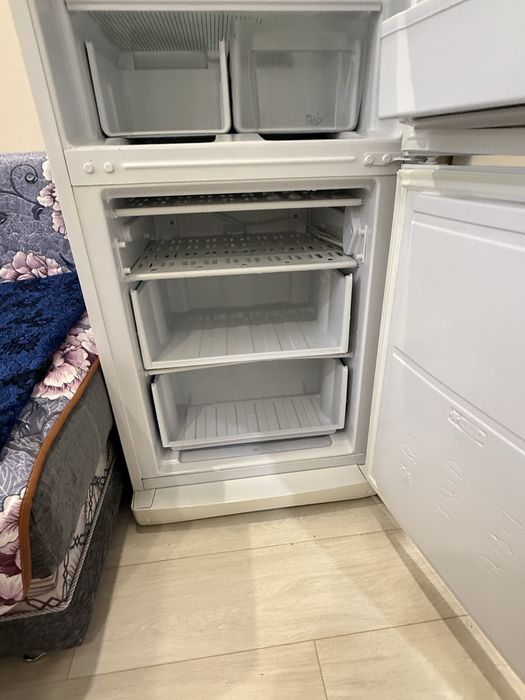 Холодильник в рабочем состоянии