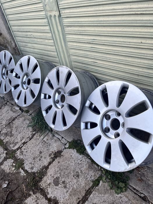 Оригинални джанти за Audi 16 цола 5х112
