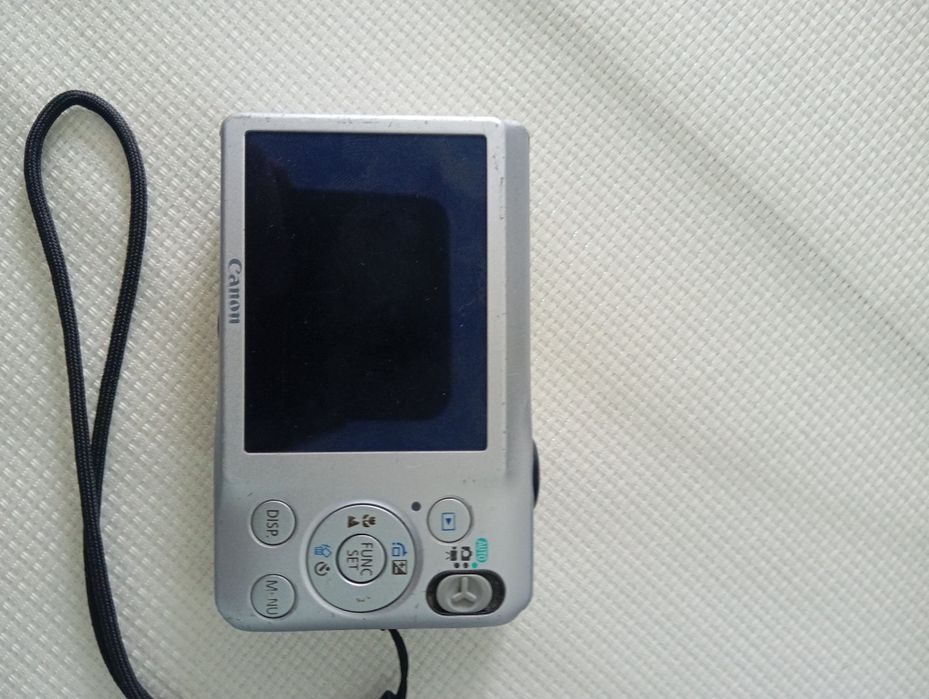 Продам canon ixus 105