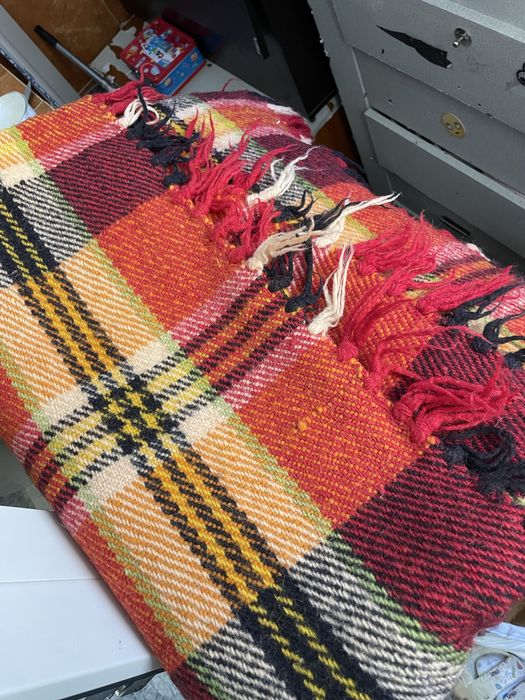 Родобски одеала покривки за маса и легло