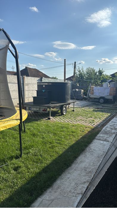 Ciubăr Mobil de Închiriat – Relaxare Oriunde Vrei Tu!