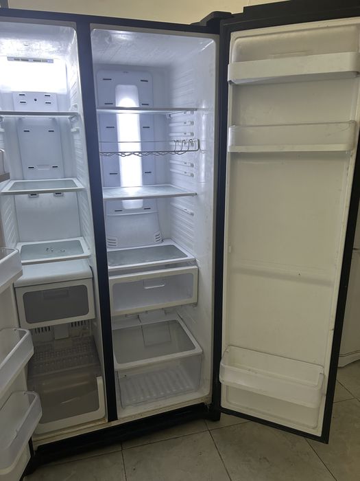 Продам холодильник Самсунг