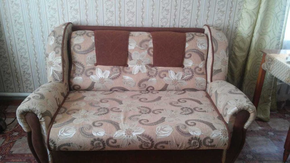 Продам Диван  раскладной