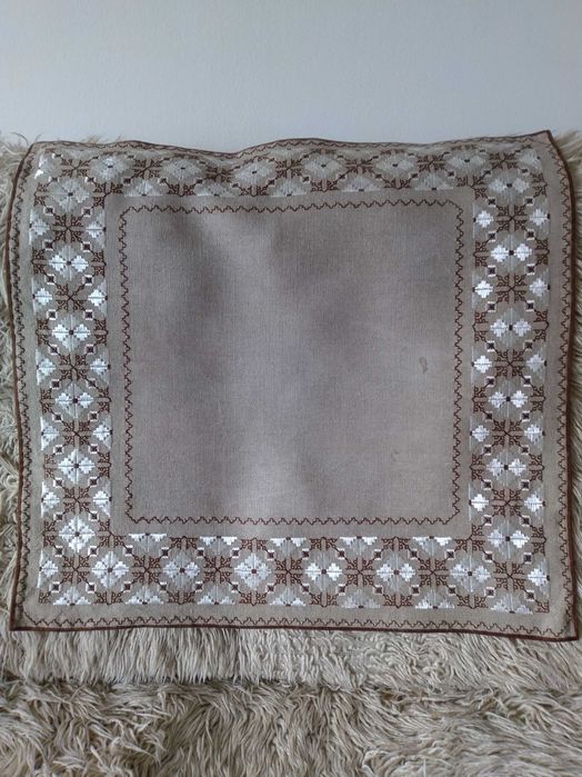 покривки българска бродерия