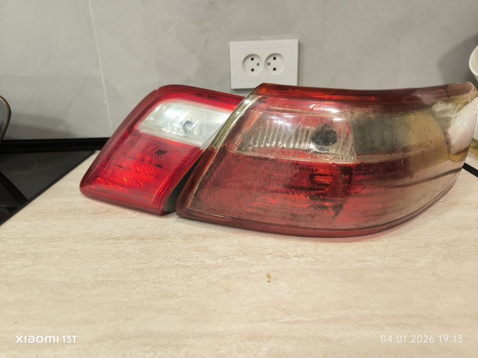 Camry 40 фонари задние