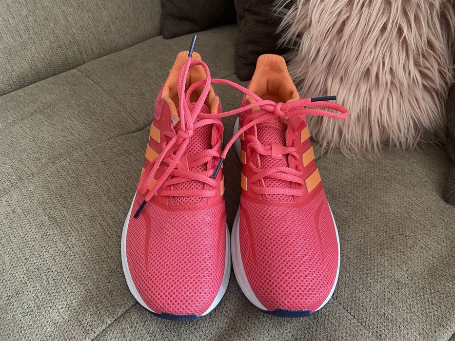 Маратонки Адидас