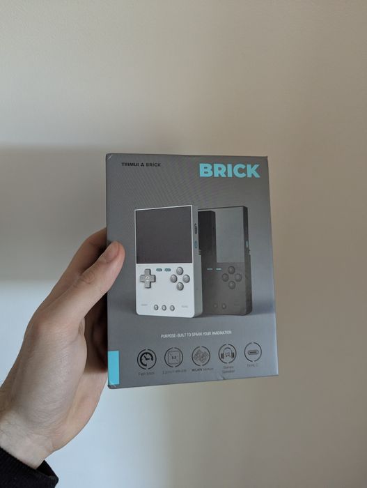 TrimUI Brick Consola Portabila premium 2137 de jocuri