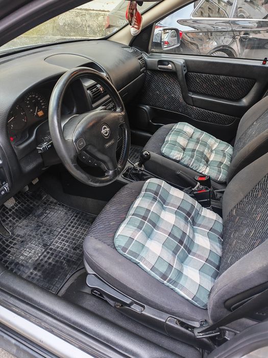 Opel Astra caravan 1.6