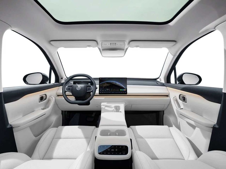 Leapmotor  C16 Hybrid 200 Smart