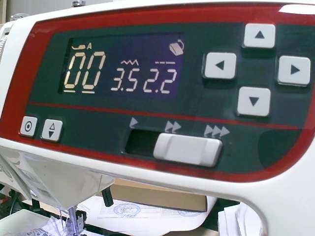 Швейная машина Janome