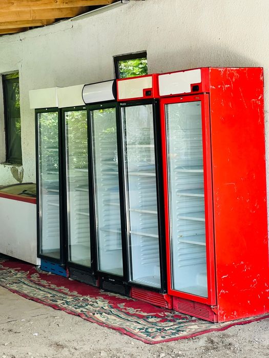 Витринные холодильники