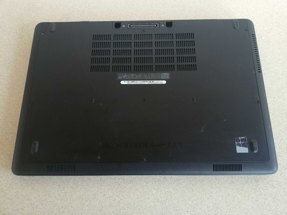 Laptop Dell E5550 display 15,6 FHD Procesor I5-5300u ram 8gb SSD 240gb