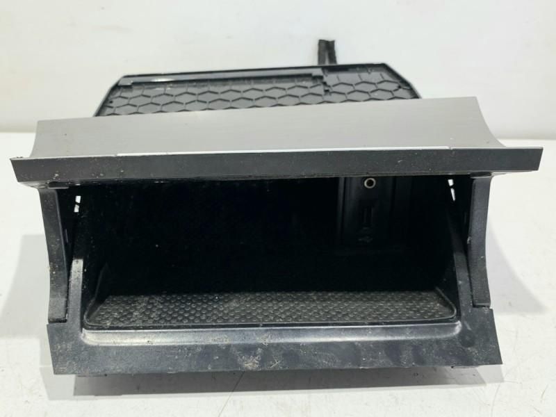 Scrumiera Volkswagen Golf 7 (2012-2017) 5G1863391