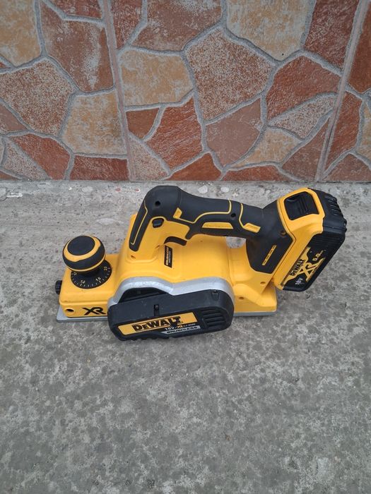 Rindea dewalt  DCP 580 .