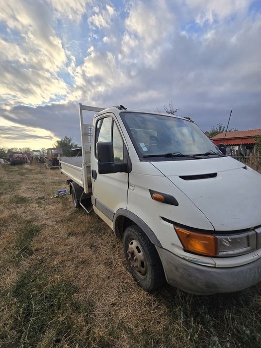 Vând Iveco daily