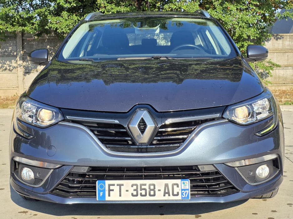 RENAULT Megane 2020 — imagine 2