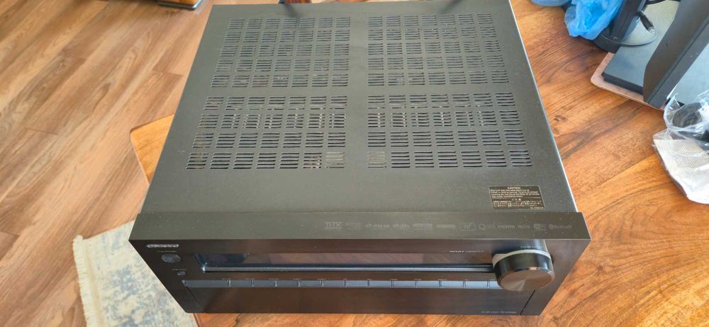 Ресивър ONKYO TX-NR929