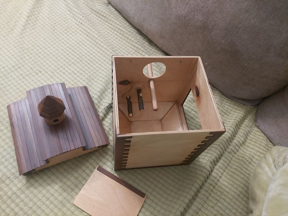 Домик для волнистых попугаев