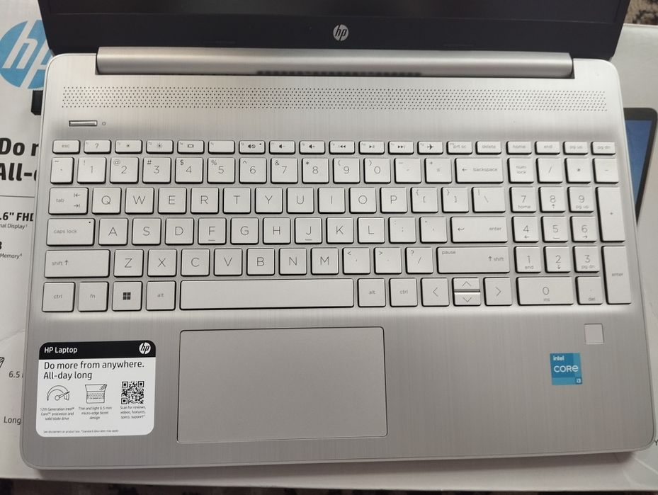 Yangi HP kompyuteri sotiladi