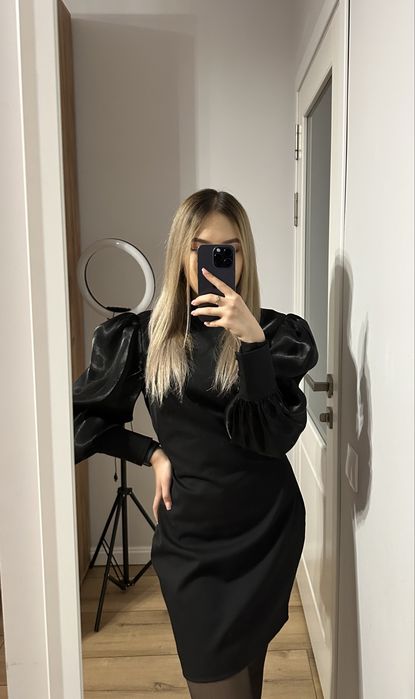 Стильное мини-платье