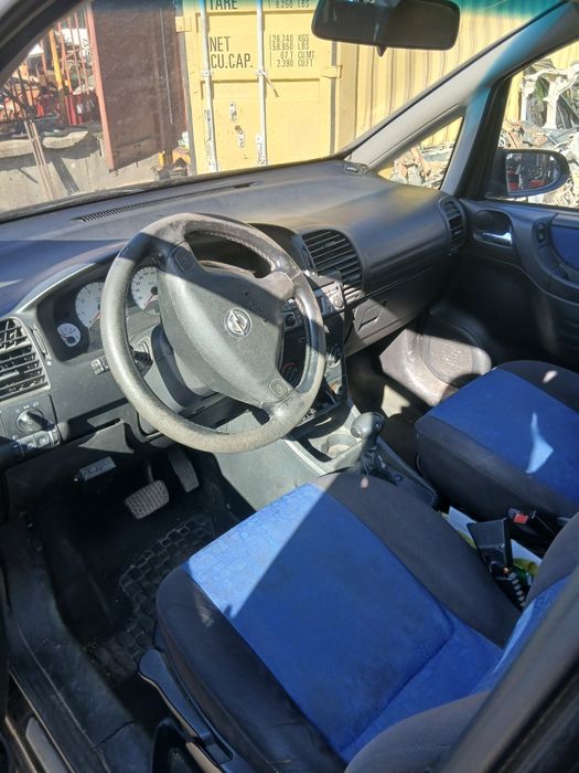 Опел зафира 2.2 бензин на части