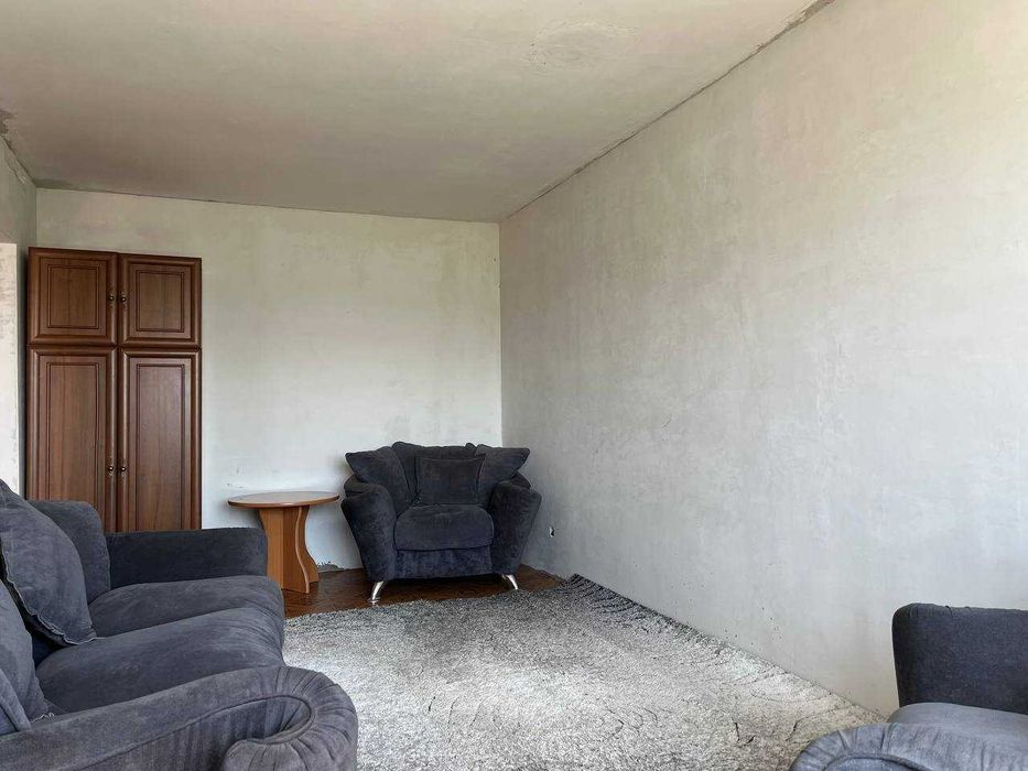 Продам 1 ком. УП, 8 мкр, 5 кольцо