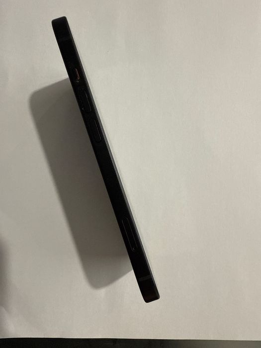 IPhone 15; 128 gb