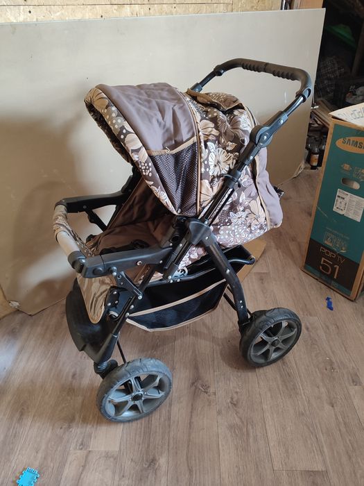 Коляска детская, почти новая