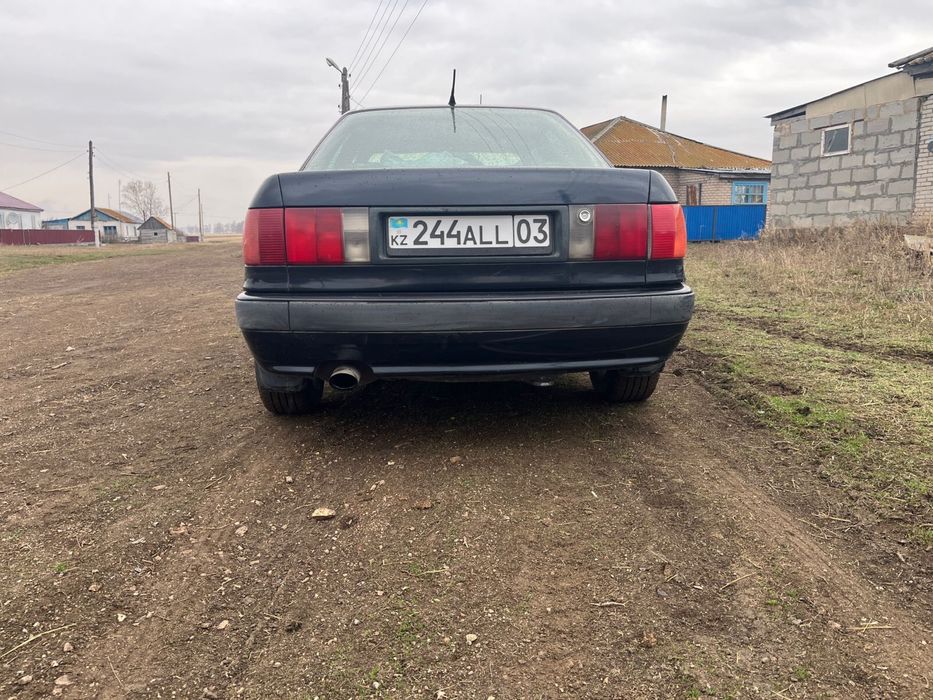 Продам машину Ауди 80 б4