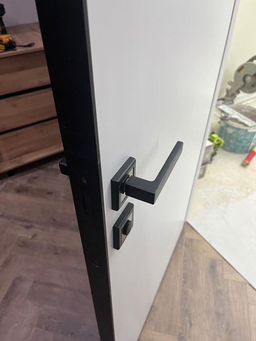 Установка дверей