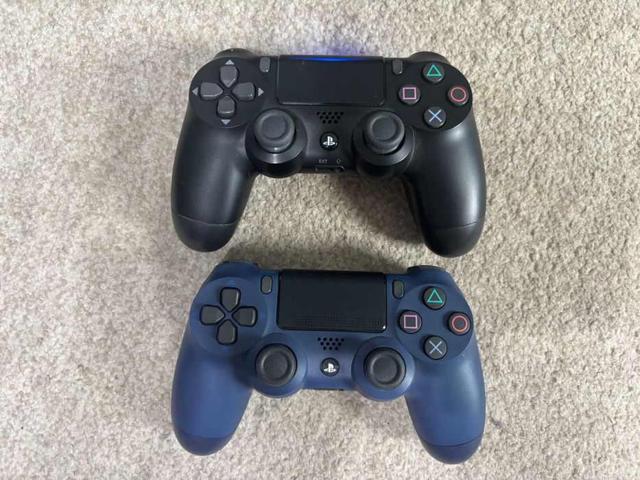 PS4 Slim 500GB + PSVR + Move + 2 Controllers + 8 Games AAA Bundle