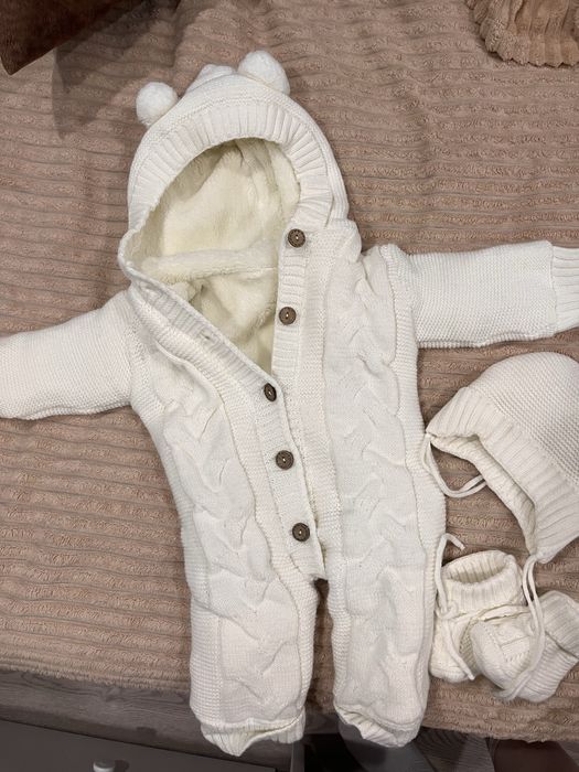Комбинезон зимний вязанный