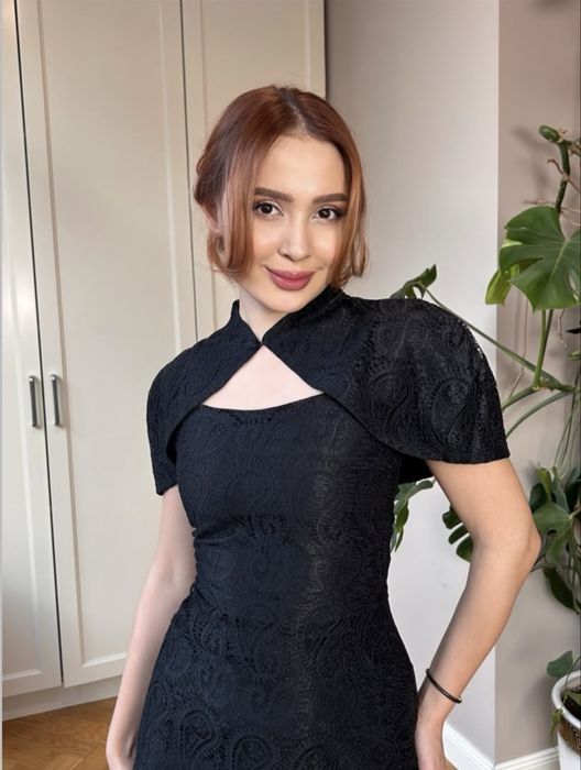 Женское черное вечернее платье