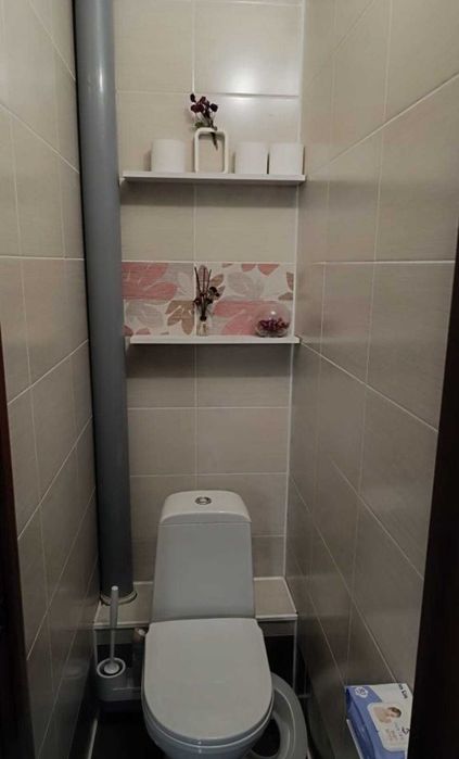 продам 2 хкомнатную квартиру  срочно