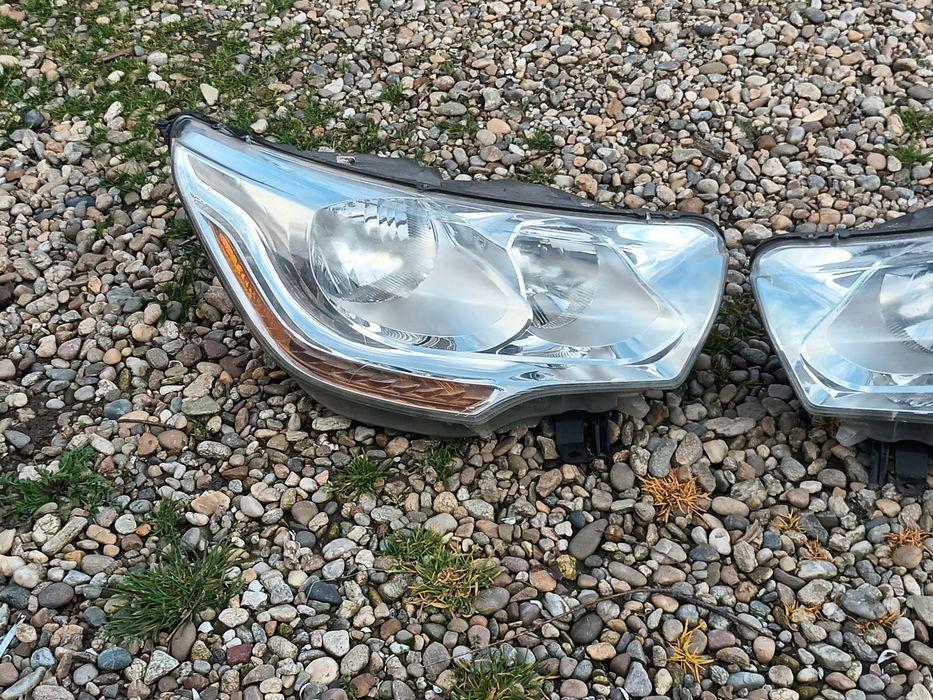 ляв и десен фар за ситроен ц4 II 10 - 18 CITROEN C4 II