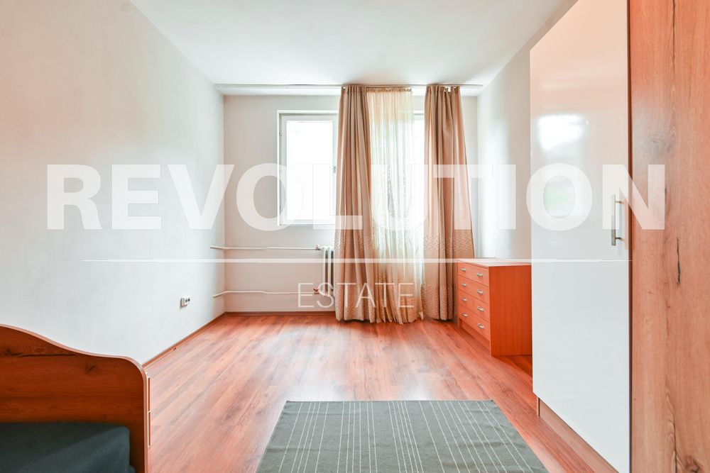 Дава се под наем Тристаен апартамент в София, Медицинска академия - 70 кв.м за 661.98 € - Снимка #9