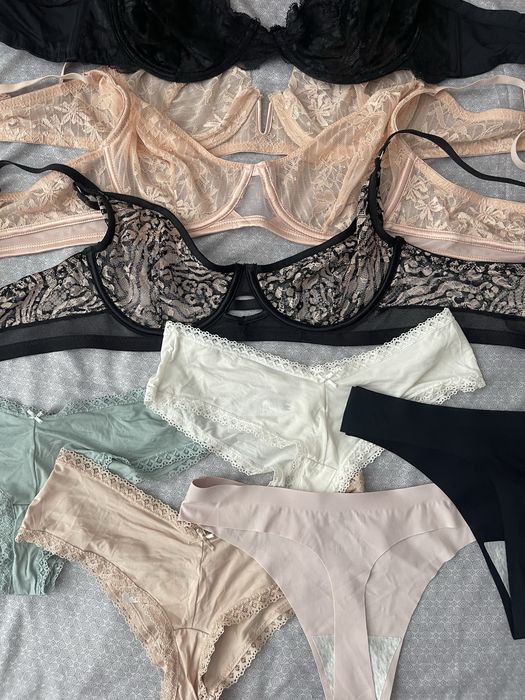 4ри сутиена + 5 чифта бикини H&M и прашки общо за 16евро