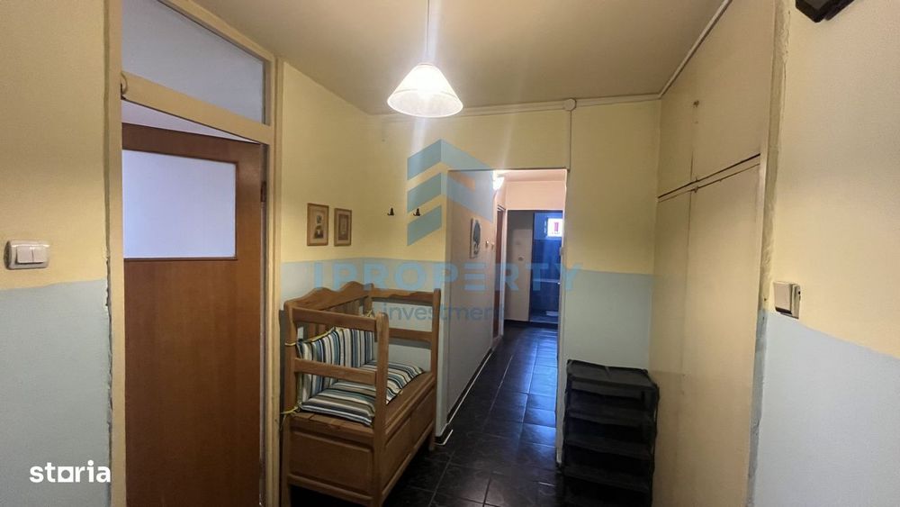 Inchiriere Apartament 3 camere in Crangasi 9 min de metrou , renovat